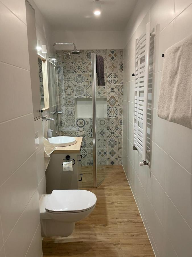 Apartamenty Guzik 22 Krosno Exteriér fotografie