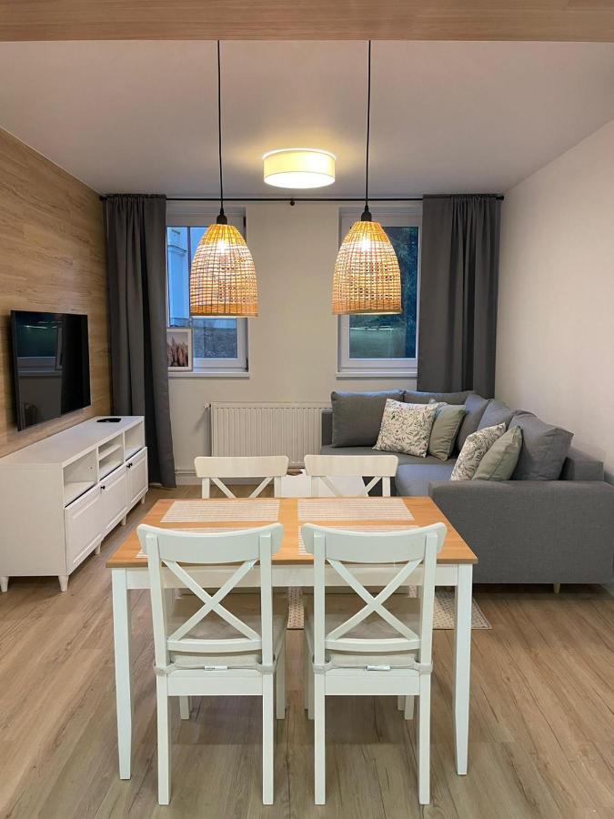 Apartamenty Guzik 22 Krosno Exteriér fotografie